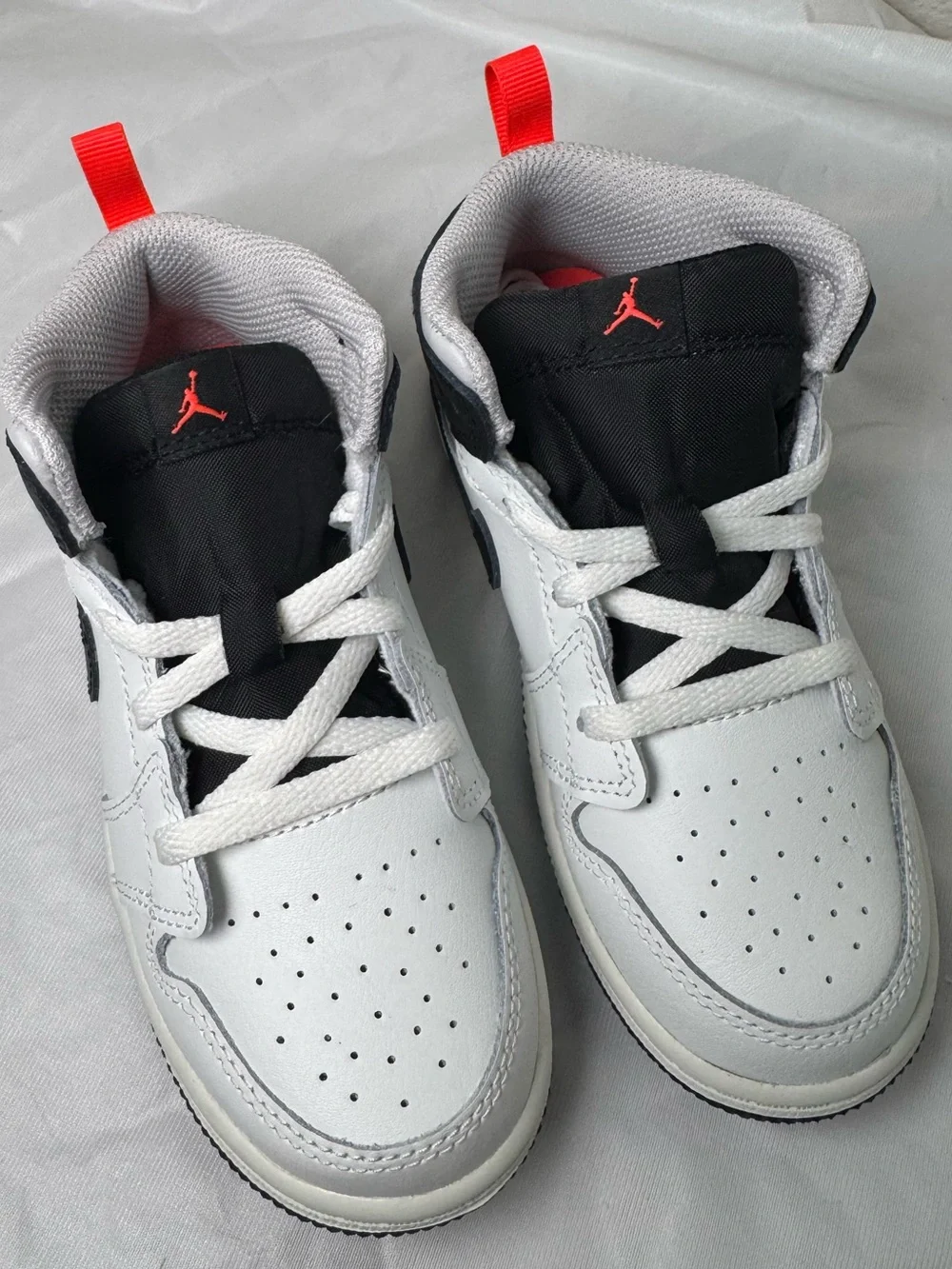 Toddler/Baby Jordan 1 Mid Kids Sneaker in ‘Summit White’